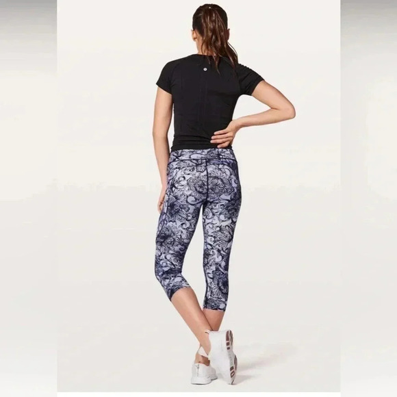 Lululemon Fast & Free Crop II *Nulux 19" Hanakotoba Starlight Multi Size 4 - Picture 7 of 9